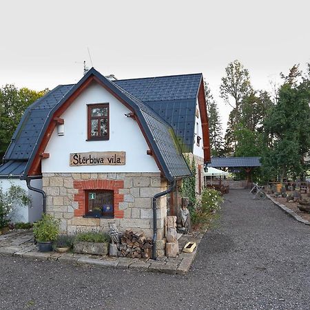 Penzion Sterbova Vila Hotel Bílá Třemešná Exterior foto