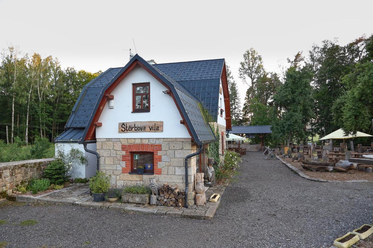 Penzion Sterbova Vila Hotel Bílá Třemešná Exterior foto